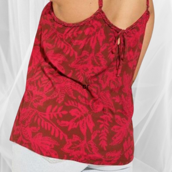 Torrid Camisole Challis Braided Sleeveless Tank Red Leaf Pattern Size 2X (18-20) - Picture 3 of 7